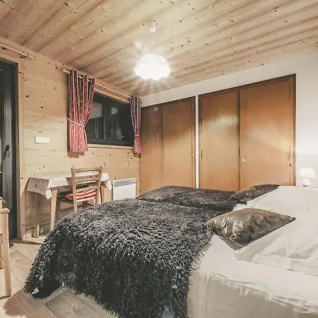 7 Pers, 2 Chambres, Parking, Proche Centre Apartment