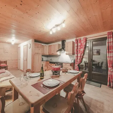 7 Pers, 2 Chambres, Parking, Proche Centre